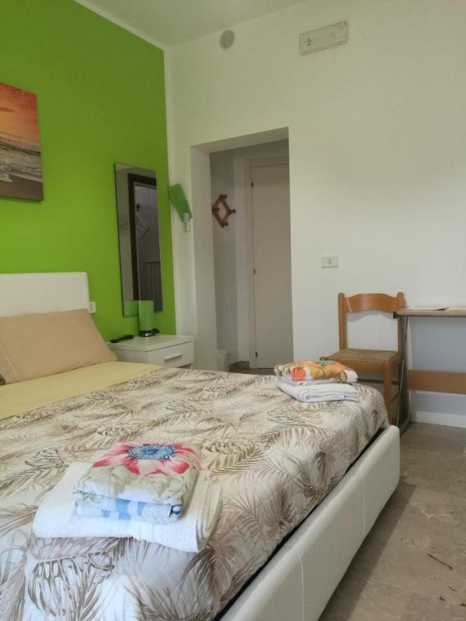 Le Magnolie B&B Roseto Degli Abruzzi Exteriör bild
