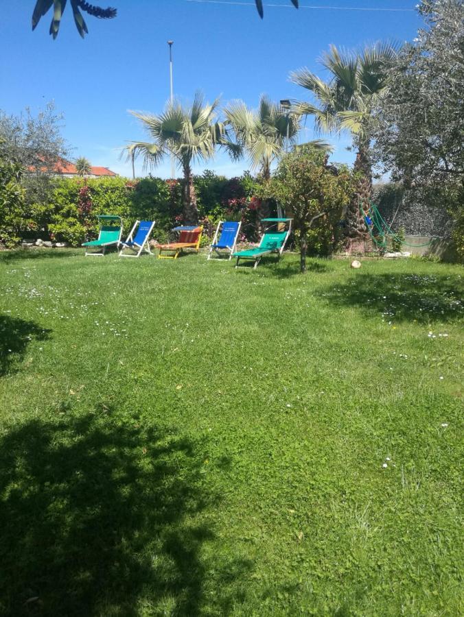 Le Magnolie B&B Roseto Degli Abruzzi Exteriör bild